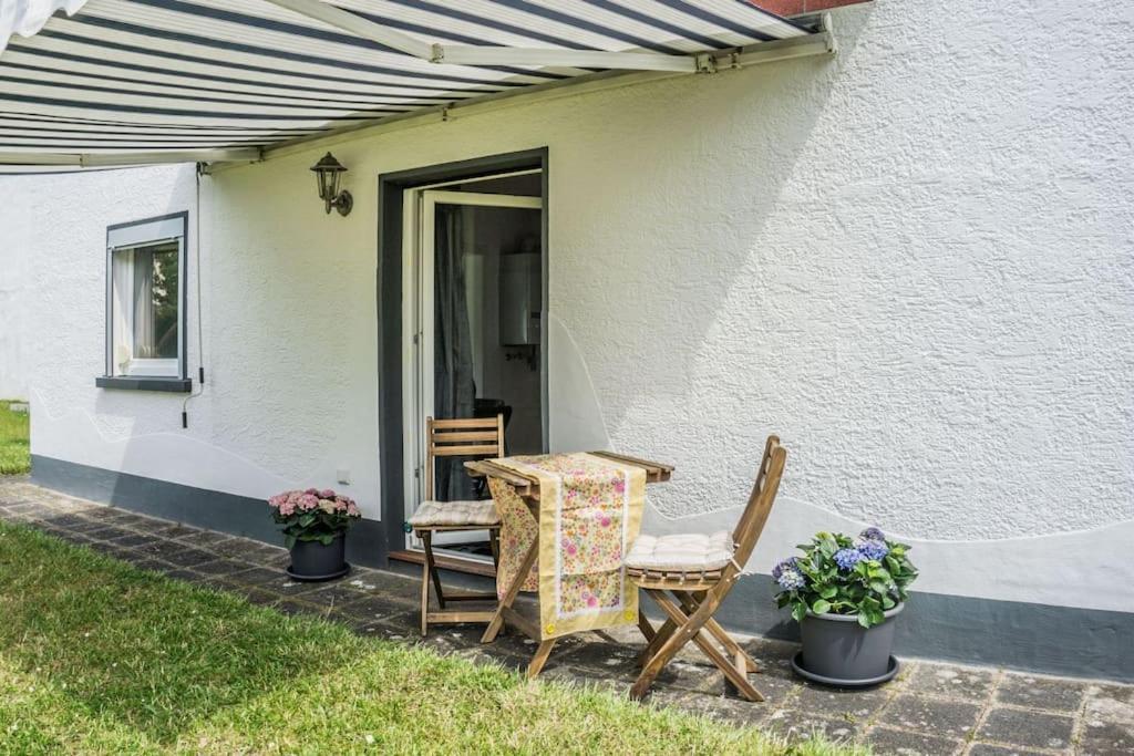 Schoenes Haus Mit Grossem Garten ซิลิเงนชตัดท์ ภายนอก รูปภาพ
